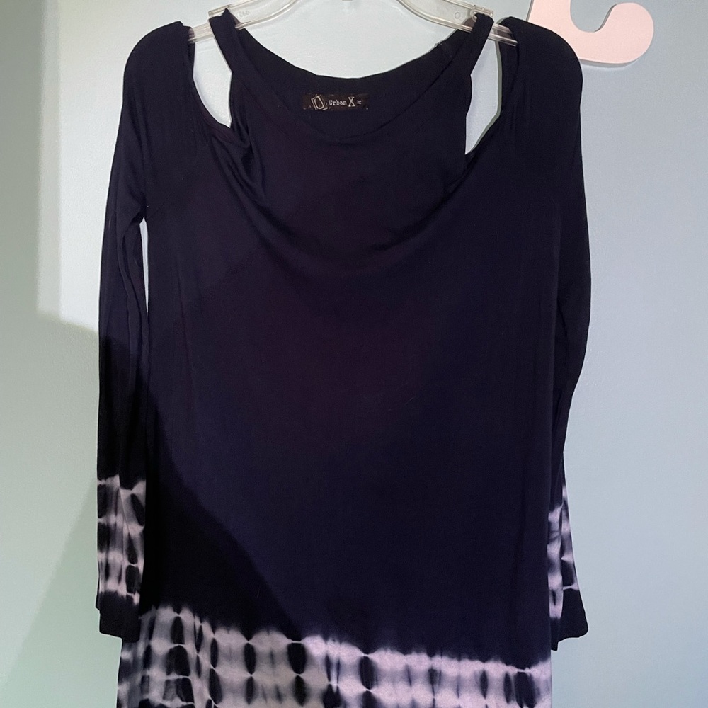 Off the shoulder blue t-shirt